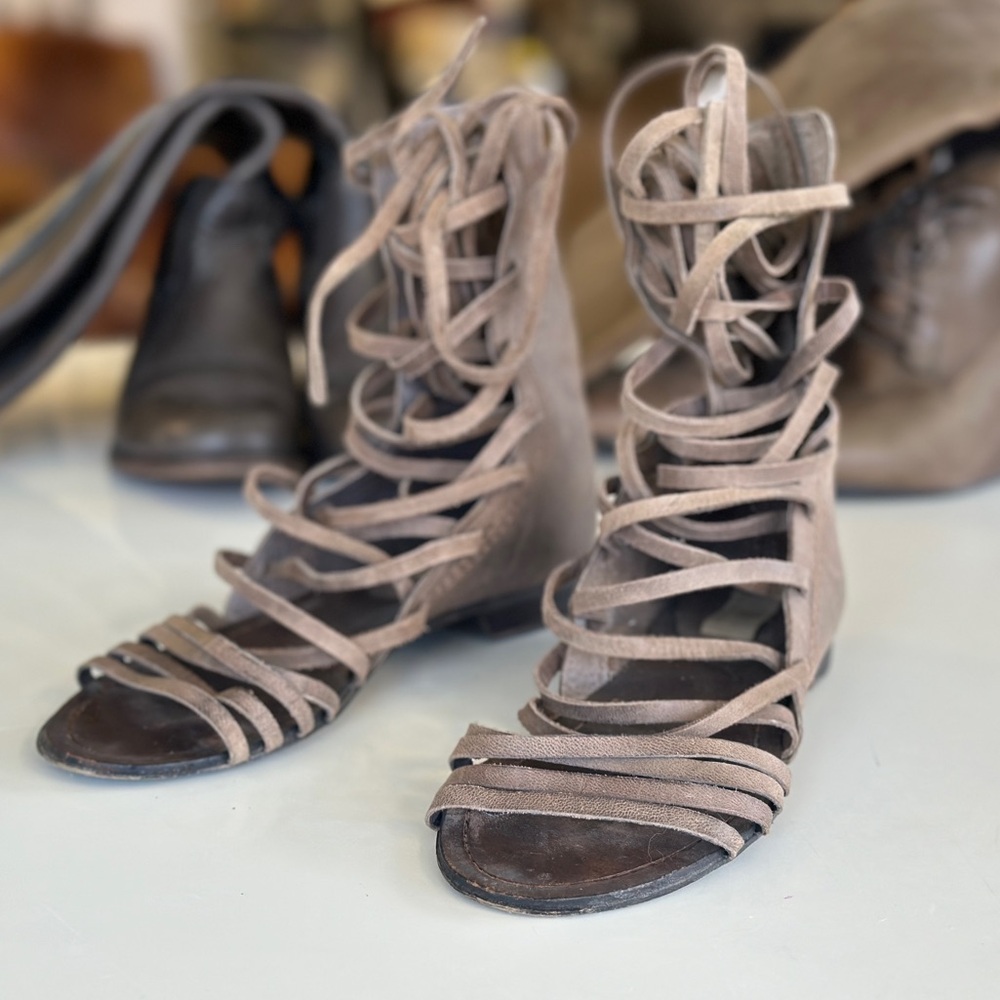 MIA Limited Edition Gladiator Sandals | 7.5